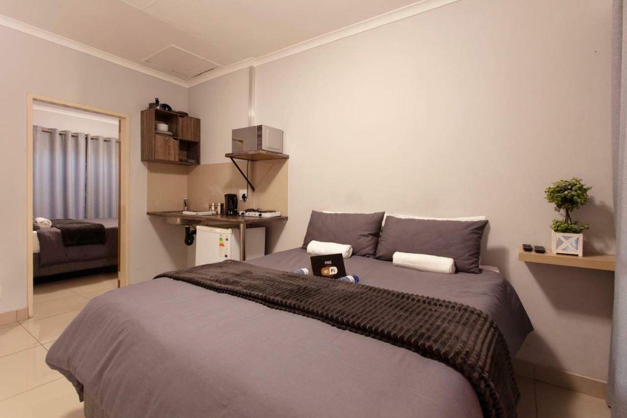 Menlyn Apartments Pretoria-Noord Exterior foto